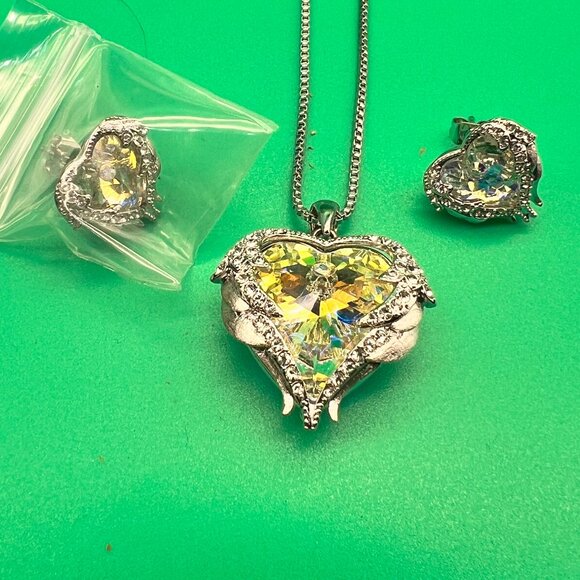 CDE Jewelry Set Angel Wing Love Heart Pendant Necklaces and Earrings w/ Birthsto - Picture 1 of 13